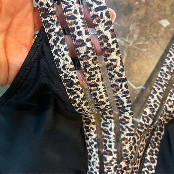 Women’s SZ M SHEIN BNWT Black w/leopard print One Piece Swimsuit - Picture 5 of 17
